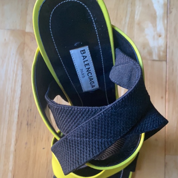 Balenciaga  PARIS sandals lemon color size 38.5 - Picture 5 of 8
